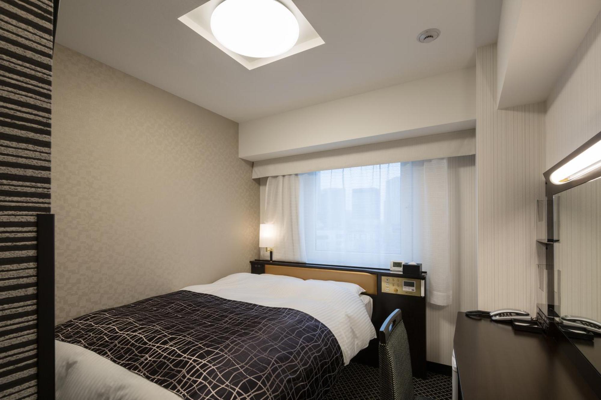 Apa Hotel Kanda Ekimae Tokyo Exterior photo
